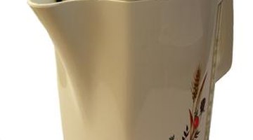 Plastic kettles offer a heat-resistant alternative to stainless steel.